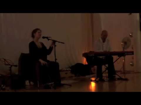 intuitive Klangzeit München 2013 mit Cataleya Fay und Mitsch Kohn frei improvisierte Klangreise