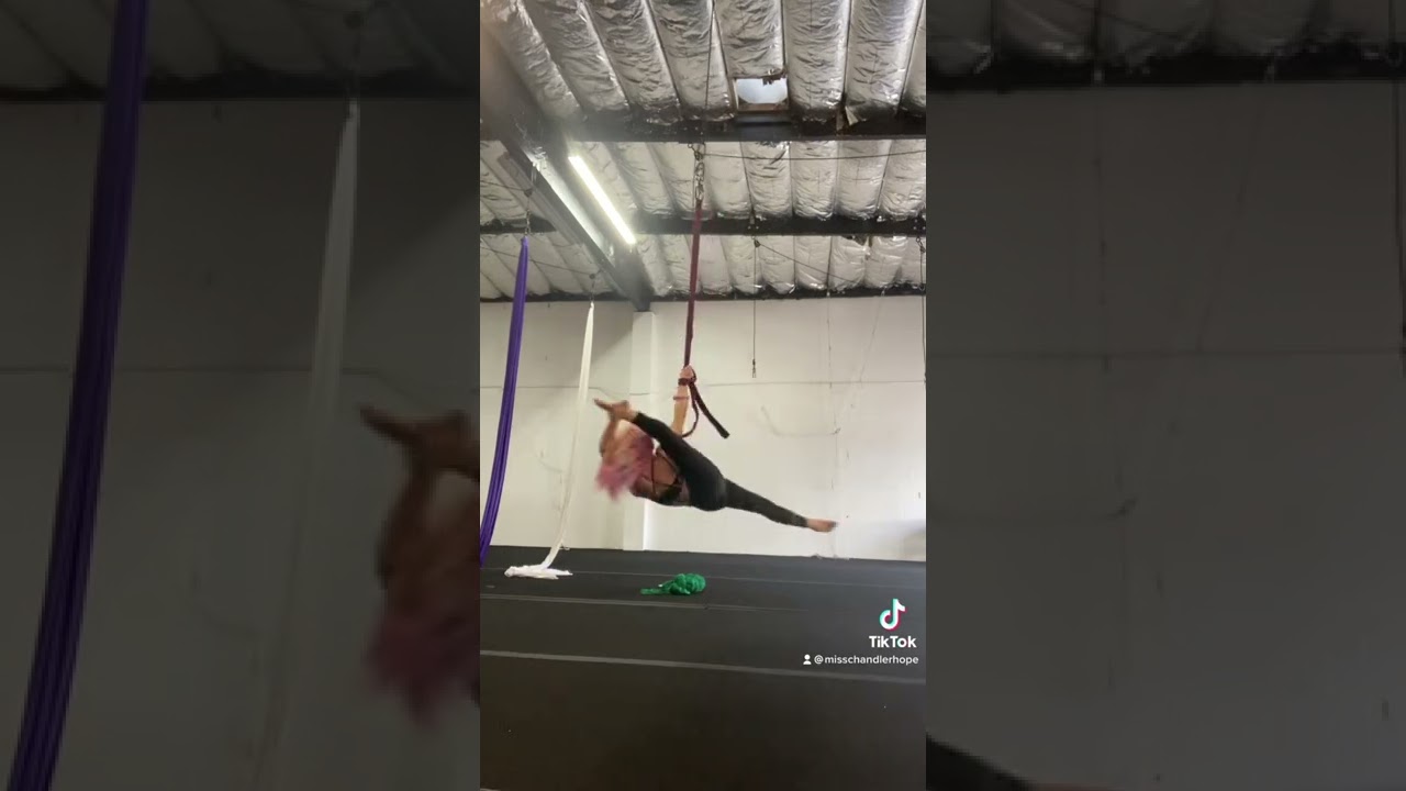 Promotional video thumbnail 3 for Cirque SD