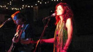 Patty Griffin - Wade In The Water - Floore's Country Store, Helotes, TX - Apr 28, 2009