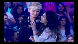 XUXA llora. En Español Aline Barros Resucítame Momento Inolvidable tocada por el Espíritu Santo