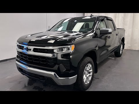 2023 Chevrolet Silverado 1500 Crew Cab Short Box 4-Wheel Drive LT in Black for sale at Davis GMC Buick Lethbridge in Lethbridge, AB