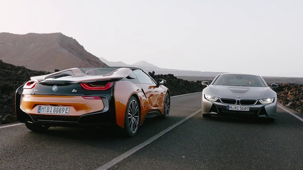 Clip: The new BMW i8 Roadster and the new BMW i8 Coupe. thumnail