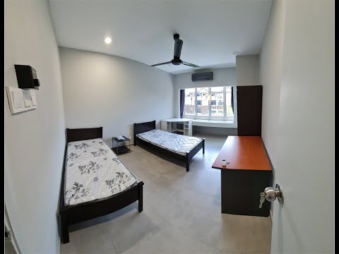 SS15 Master Room for rent Female INTI subang jaya with attach bathroom toilet cooking allow
