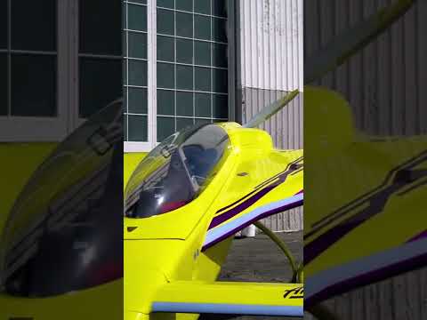 We’re loving the new look on this Long EZ