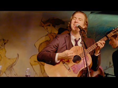Hamilton Leithauser - Isabella (Live at The Carlyle Hotel NYC)