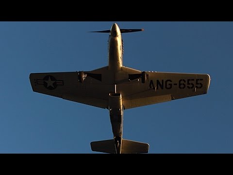 {TrueSound}™ North American P-51 / TF-51D Mustang LOW Overhead Landing at Pompano