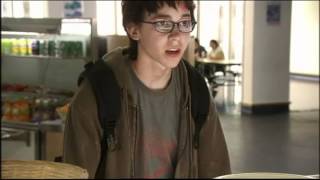 Extrait (VO) - Sid arrive � la cantine