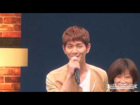 130811 so many cute boy ONEW