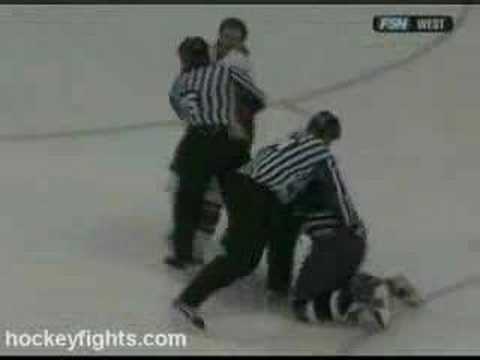 Phaneuf vs Getzlaf Apr 25, 2006
