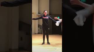 Download lagu finally posting this on my own page bc I just graduated college,   this version of me would be proud mp3