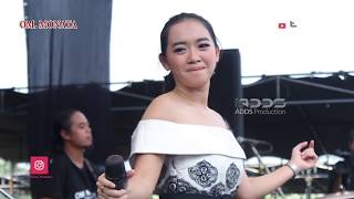 Download lagu MONATA - PELUKLAH AKU (EGOLANE) - RENA MOVIES - LIVE MERI MOJOKERTO mp3