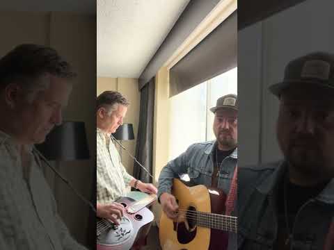 Rob Ickes and Trey Hensley - “Redwood Hill” (Gordon Lightfoot cover)