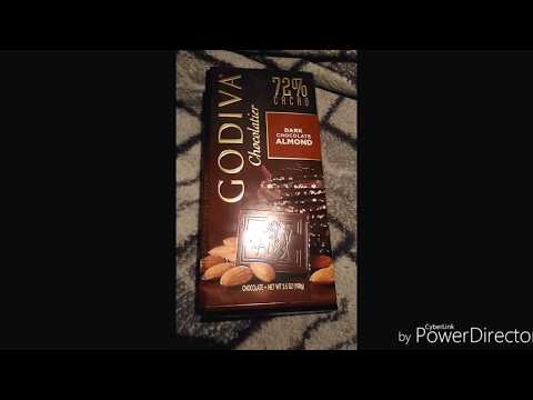 Overview of chocolate Godiva 72% cocoa with almonds