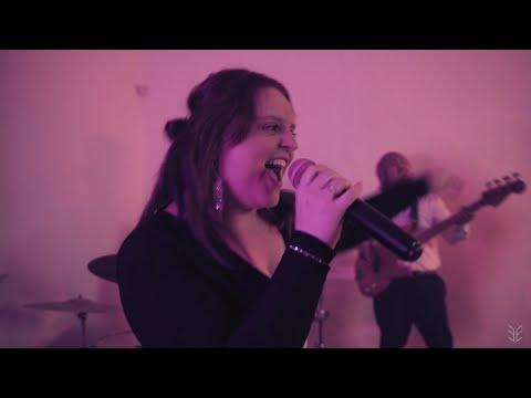 Event Entertainers presents Rhiannon Kate - Party Mashup