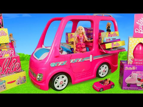 Barbie campista e casa de bonecas para crianças