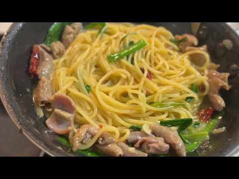 Pork offal perfection |Spaghetti all'aglio, olio e peperoncino con frattaglie di maiale