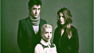 Austra &#39;&#39;The Future&#39;&#39; (+ Lyrics)