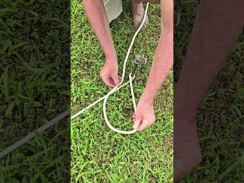 Hallucine tutorial video — How to attach ropes to stakes