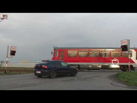 Železničné priecestie Levice (trať 152) [SP0975] - 8.4.2023 / Ž. přejezd / Slovak railroad crossing