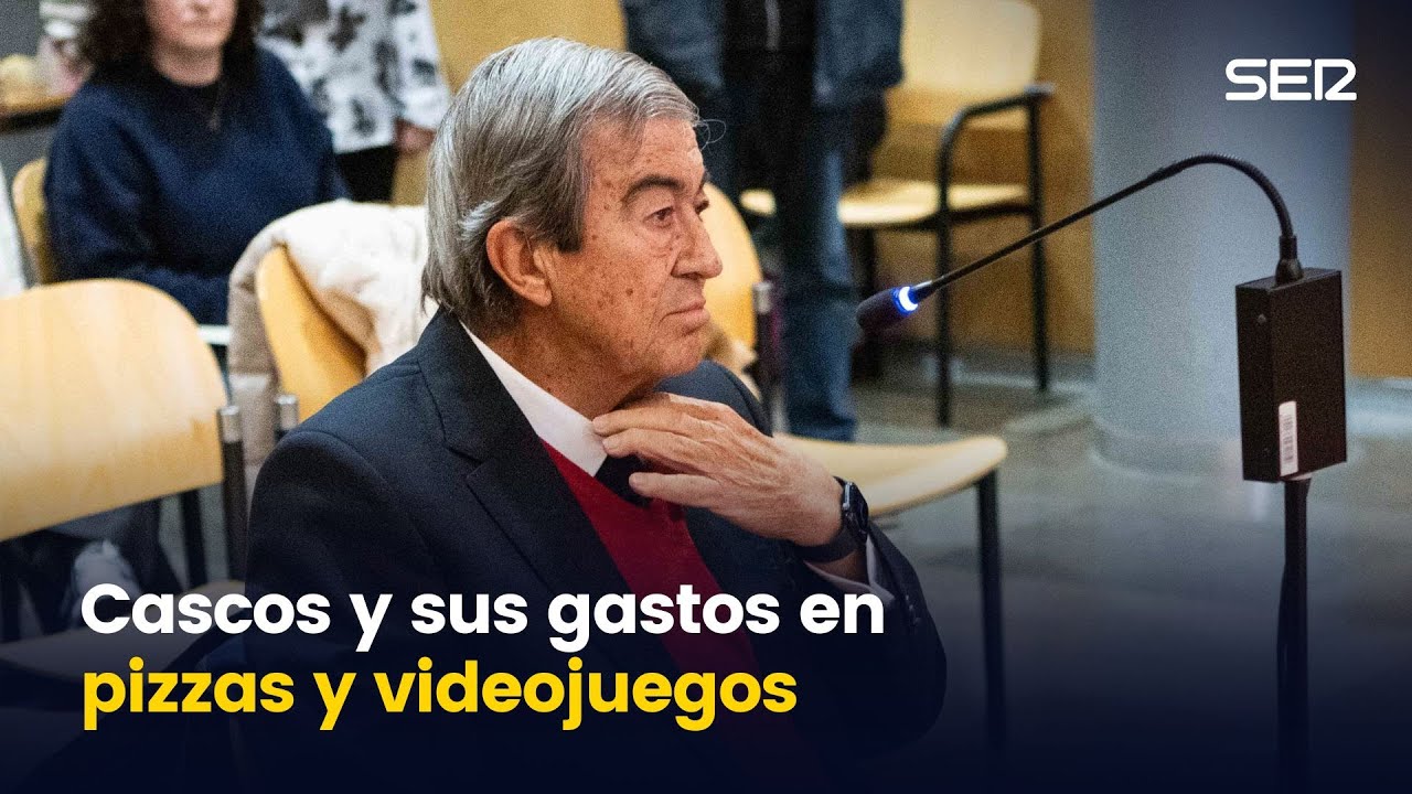 Cascos y sus gastos en pizzas y videojuegos
