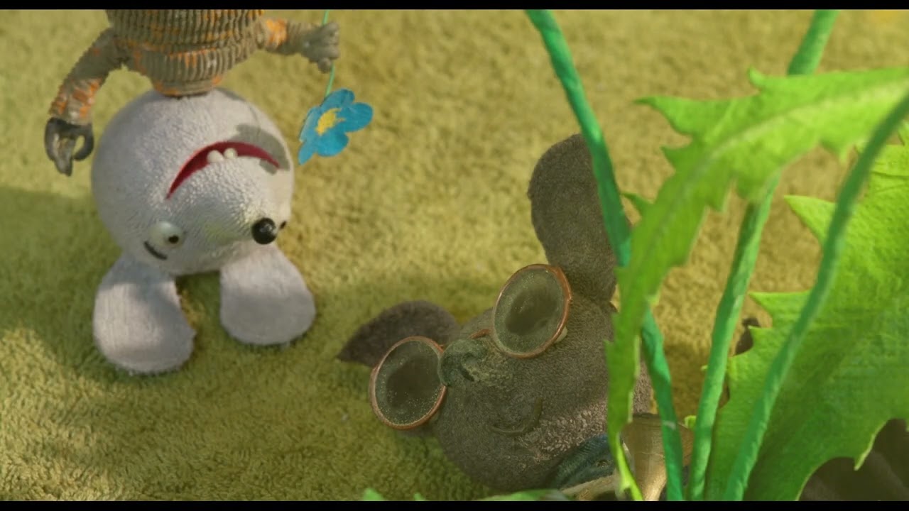 Upside down / Kājām gaisā trailer