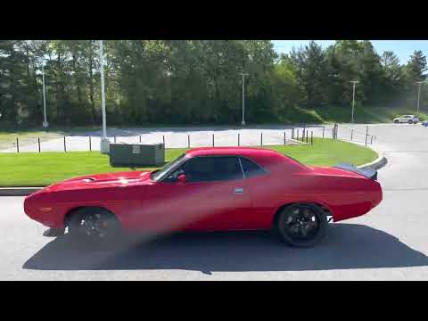 Restomod 1974 Dodge Challenger with 408ci V8