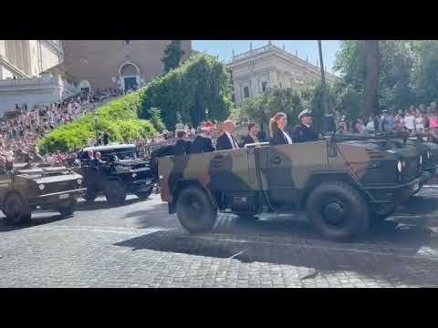 Festa della Repubblica Italiana: 2 Giugno 2022: Parata mezzi militari a Roma