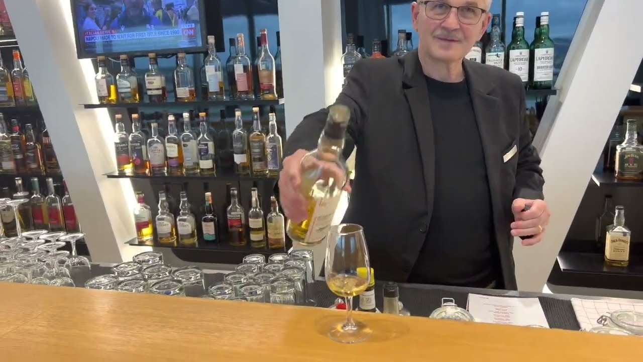 SWISS Senator Lounge (Temporarily One Class Lounge)