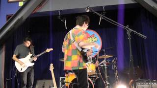 rocknycliveandrecorded.com: De Lux @Amoeba