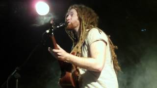 Newton Faulkner - Pulling Teeth (live Sheffield Leadmill 17th May 2012)