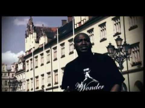 Cesar Comanche - Hands high (Prod. 9th Wonder)