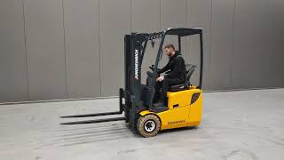 ذات ثلاث عجلات رافعة شوكي Jungheinrich EFG 110 | صورة 4 - Machineryline