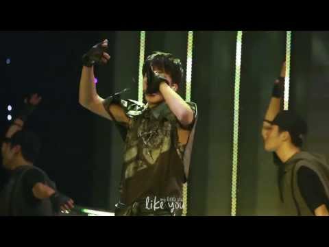FANCAM 131003 B A P   Excuse Me @ Korea Drama Festival фокус на Енджэ
