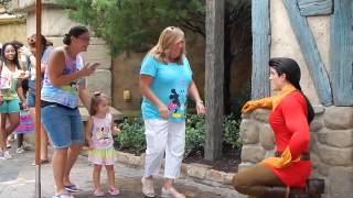 GASTON meets his look alike at Disney World Magic Kingdom
