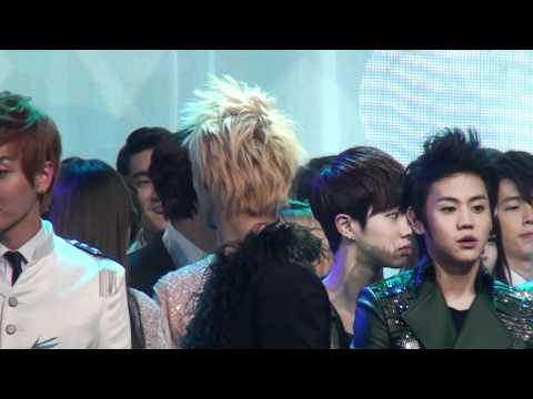 [fancam]101231 MBC Gayo Daejun   Ending#1  Super Junior  Forcus Sungmin