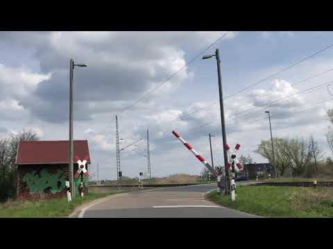 Bahnübergang Rehfeld/Railroad crossing/Spoorwegovergangen