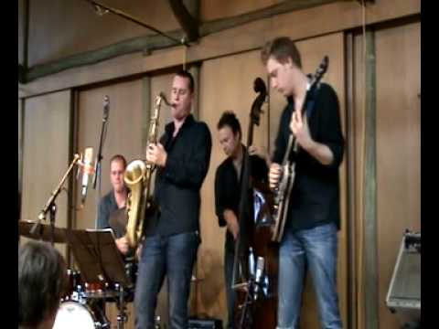 James Muller Trio with Karl Laskowski - 'Green Eyes'