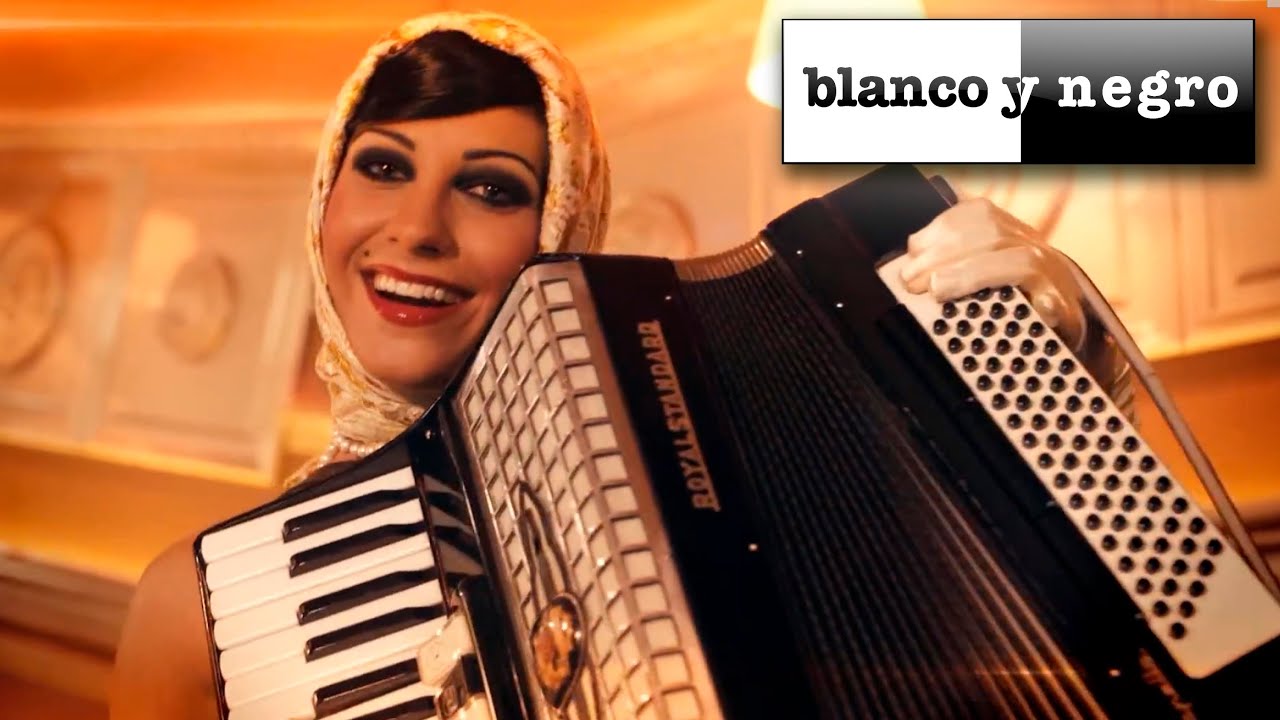 Carlprit - Fiesta (Official Video)