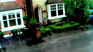 preview picture of video 'Hard rain, hailstorm in Reigate'