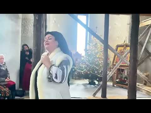 Lia Ciobanu ✨ COLIND -  Raiule, Grădină Verde!