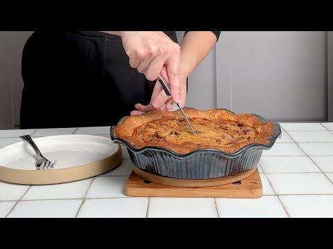 It's Pretty, But Can It Bake? Vancasso Deep Dish Pie Pan #amazonfinds