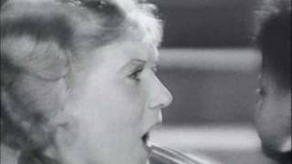 Отрывок из фильма "Цирк". Песня "Широка страна моя родная"