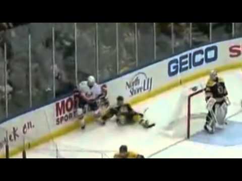 Blake Comeau rocks Joe Corvo