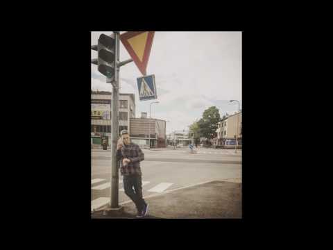 Jiitsei - Kolmiodraamaa