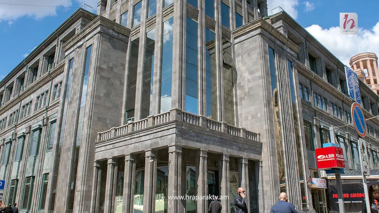 Մանկական աշխարհում Սամվել Ալեքսանյանը նոր «մոլ» կբացի