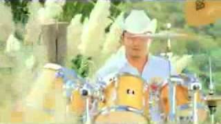 Calibre 50  - Callejero Y Mujeriego (Video Oficial) 2010(bajaryoutube.com).3gp
