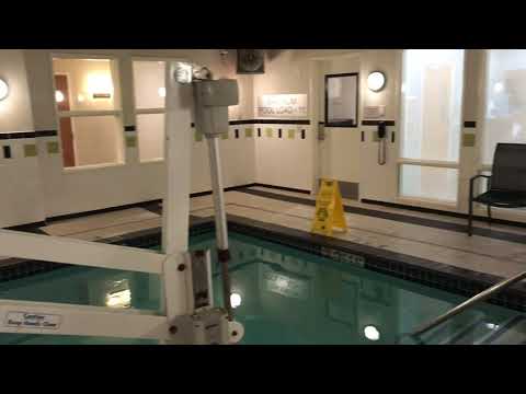 Fairfield Inn & Suites by Marriott Santa Maria Tour Room & Pool