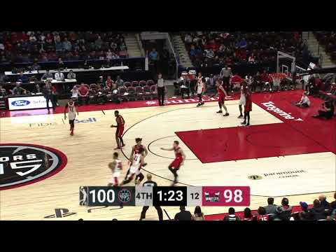 Chris Boucher with a huge block!