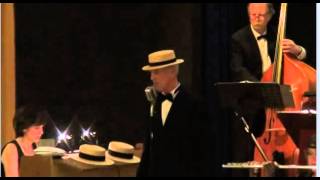 Salon- en dansorkest Decadentia :I'm glad,  I'm not young anymore