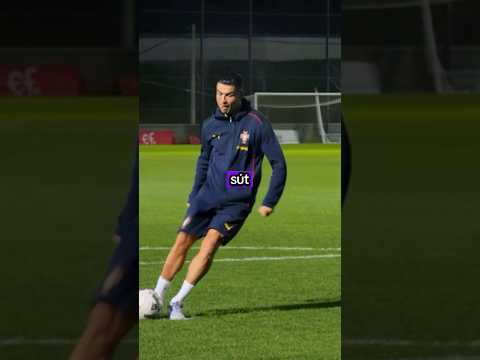 Messi Vs Ronaldo Robot Thủ Môn 💀